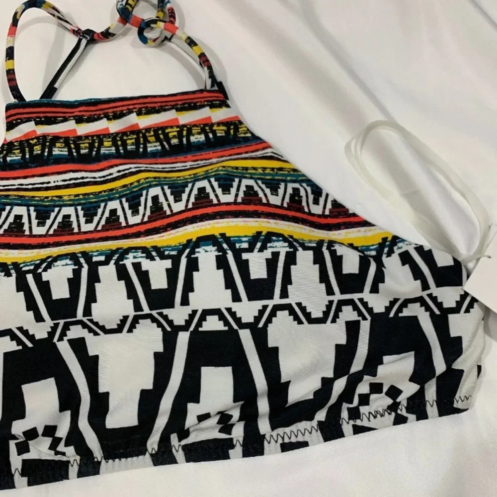 NWT $68 Becca Primitive Journey High Neck Bikini Top [SZ Large‎ ]